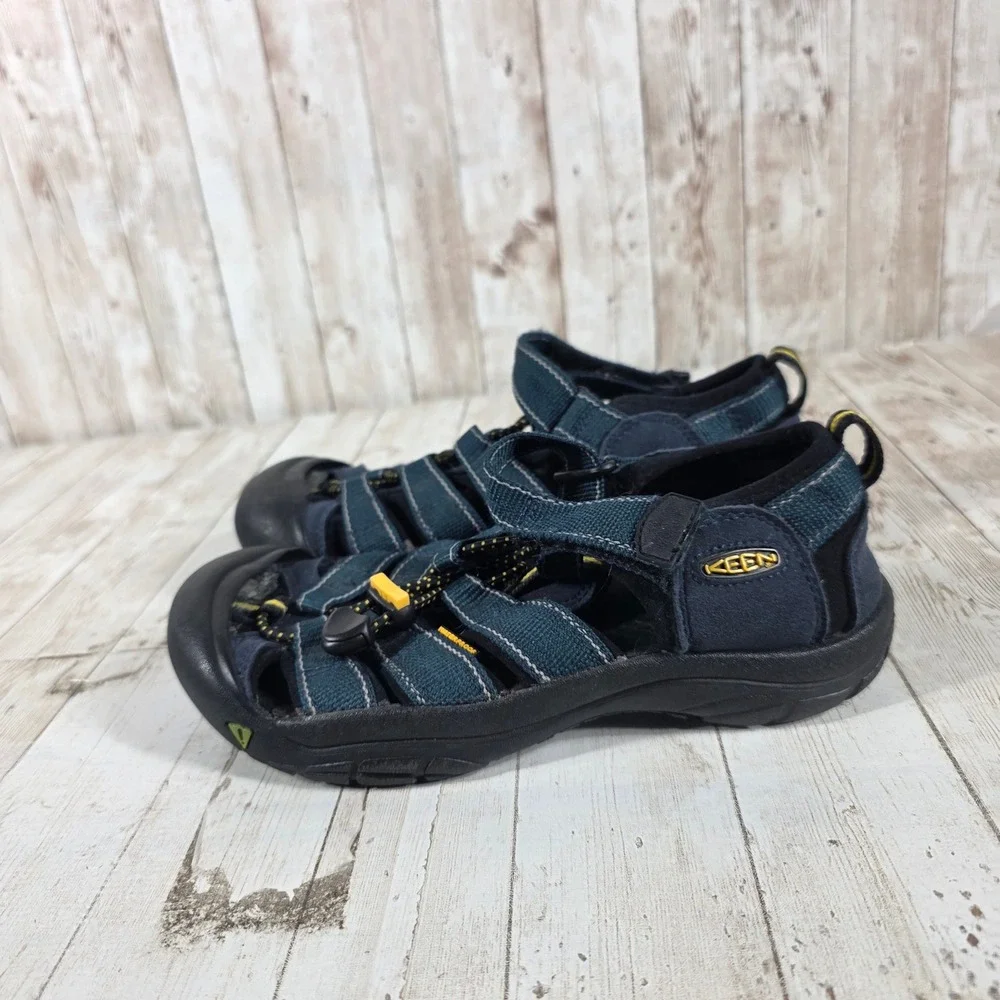 Keen Newport‎ H2 Navy Blue Waterproof Sport Sandals Kids Size 4 US 37 EU